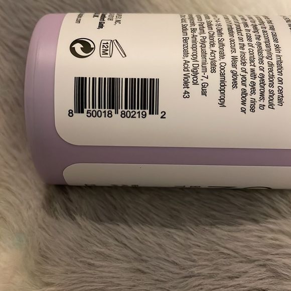 Olaplex No.4P Blonde Enhancer Toning Shampoo - Picture 4 of 4